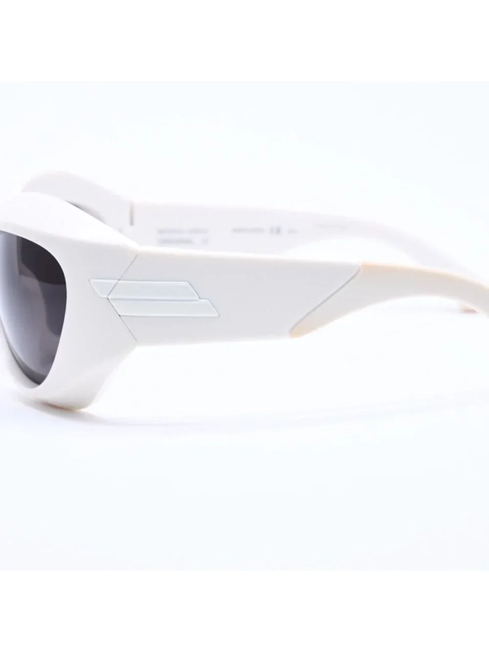 Bottega Veneta Shield Sunglasses Eyewear 63 Acetate White